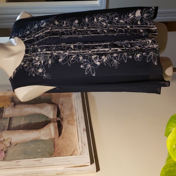 NICOLA Tank - Picture 2 of 8